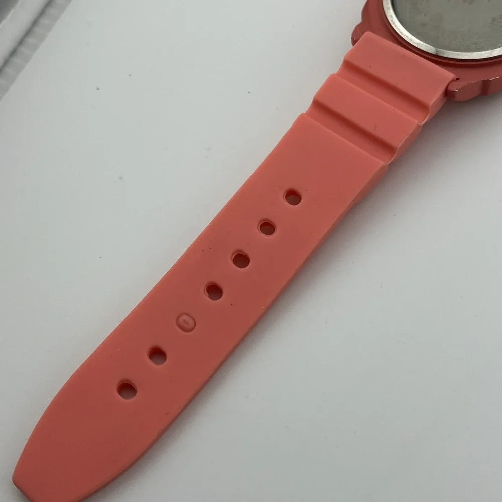 Bella & Rose Watch Women 40mm Case‎ Pink Silicone Band- New Battery